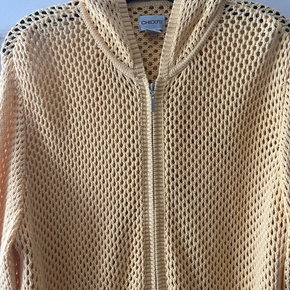 CHICOS! - Picture 2 of 4